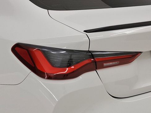 Used 2023 BMW M4 Competition w/ M Driver's Package image 10