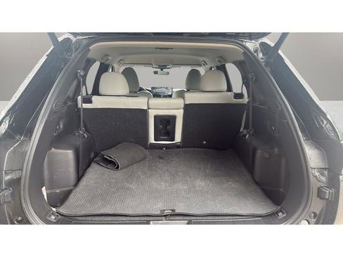 Used 2025 Mitsubishi Outlander SE AWD/4WD image 35