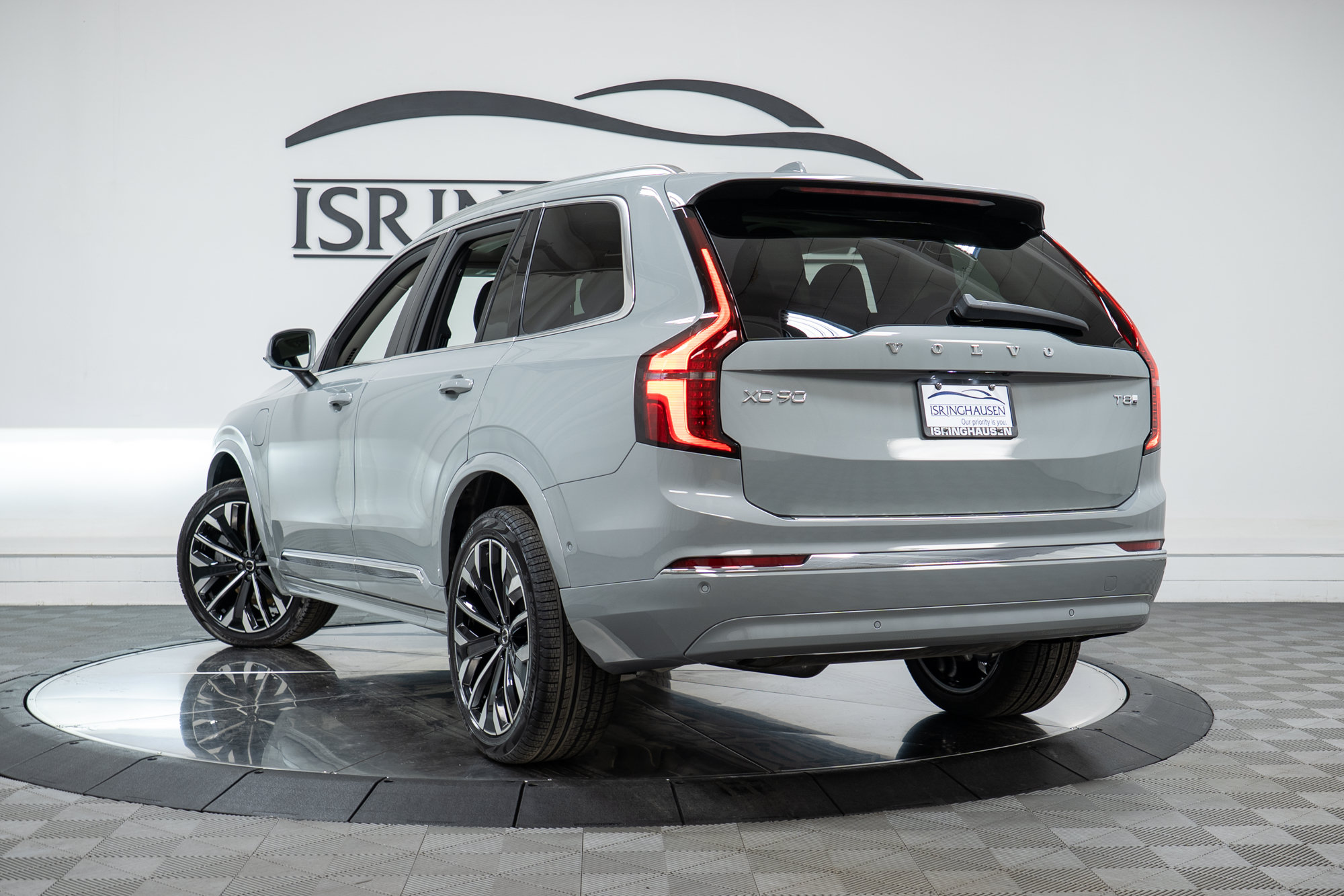 New 2026 Volvo XC90 T8 Plus w/ Protection Package Premier AWD/4WD image 28