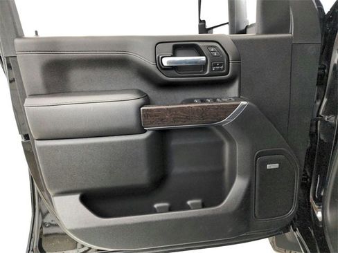 Used 2022 GMC Sierra 2500 Denali w/ Denali Ultimate Package image 36