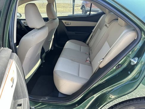 Used 2015 Toyota Corolla LE image 16