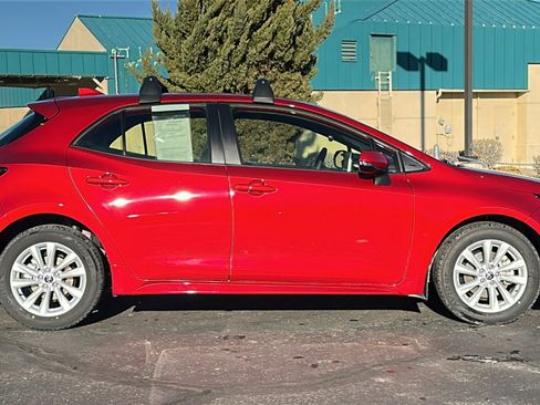 Certified 2025 Toyota Corolla SE image 2