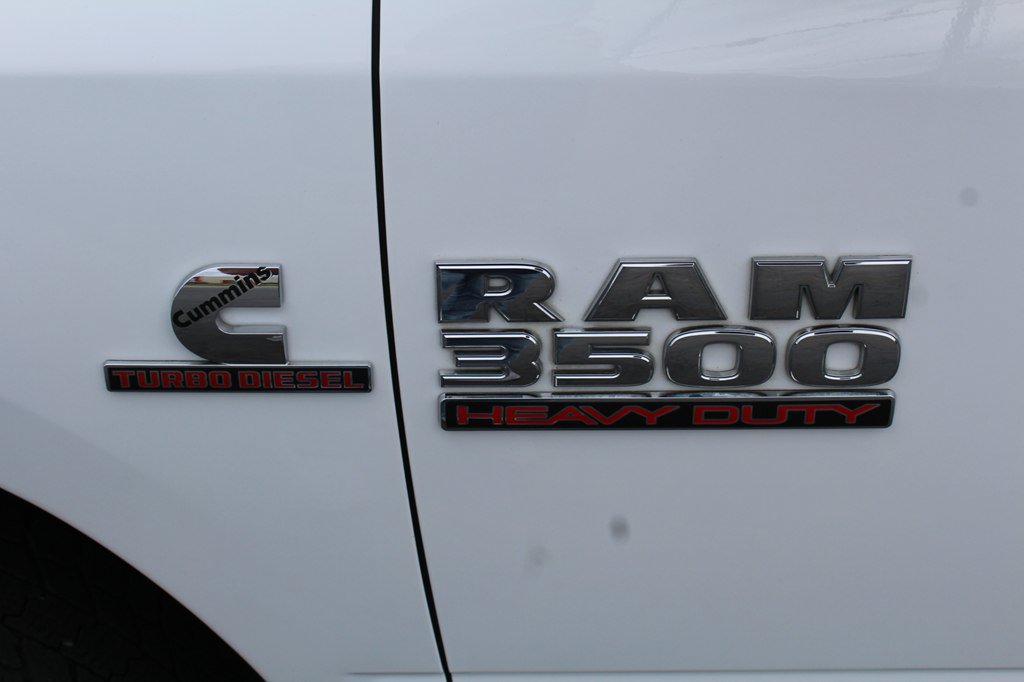 Used 2018 RAM 3500 Tradesman w/ Chrome Appearance Group AWD/4WD image 14