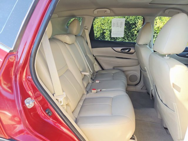 Used 2014 Nissan Rogue S AWD/4WD image 12