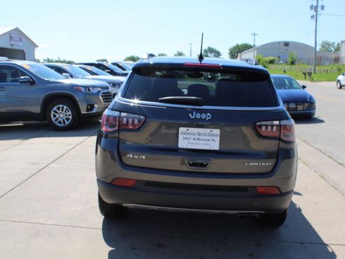 Used 2020 Jeep Compass Limited AWD/4WD image 7