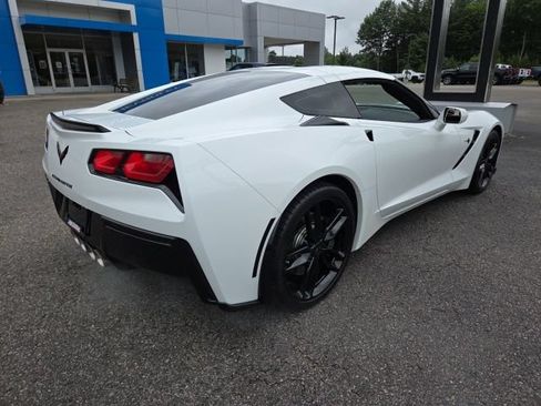 Used 2018 Chevrolet Corvette Stingray Coupe w/ 1LT RWD image 24