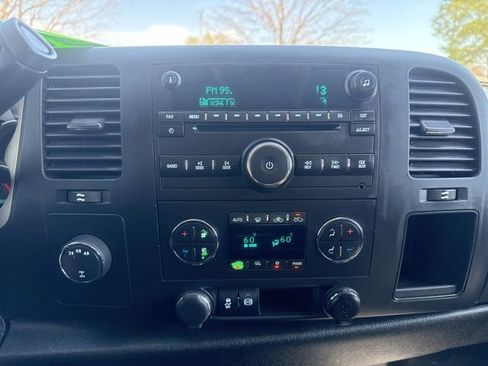 Used 2014 GMC Sierra 2500 SLE w/ SLE Preferred Package image 26