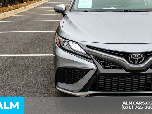 Used 2024 Toyota Camry XSE image 9