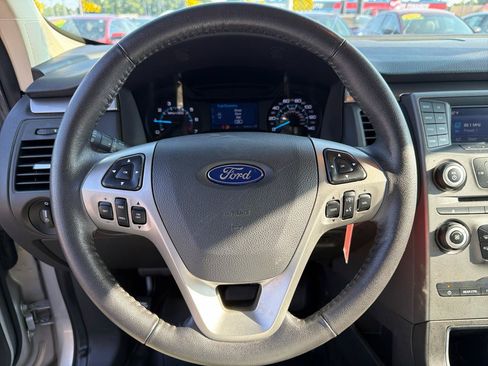 Used 2017 Ford Flex SE FWD image 13