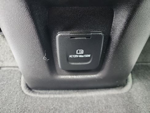 Certified 2024 GMC Terrain SLT AWD/4WD image 29