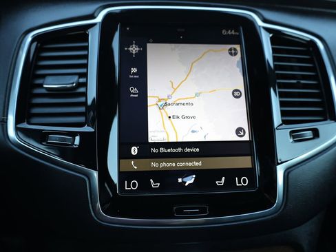 Used 2017 Volvo XC90 T6 Inscription w/ Vision Package AWD/4WD image 32