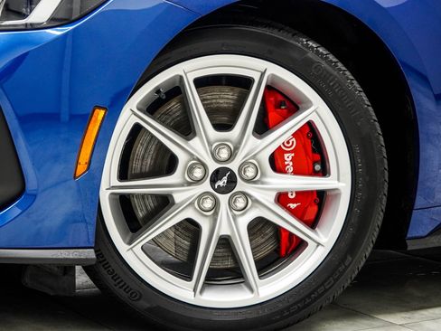 Used 2024 Ford Mustang GT Premium image 6