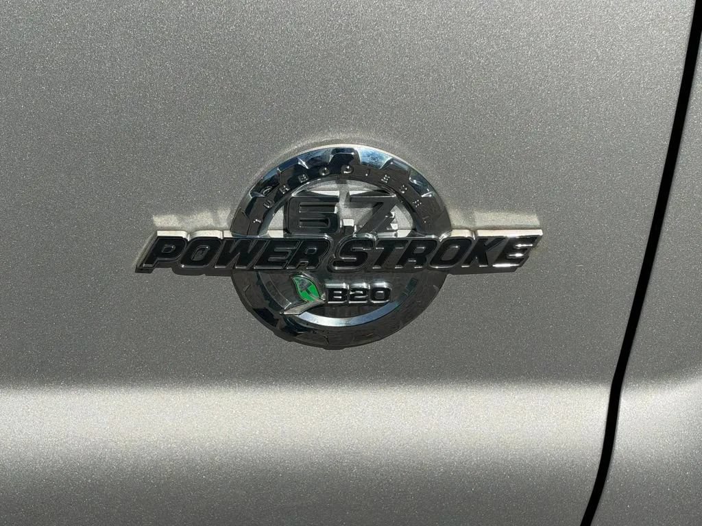 Used 2015 Ford F250 Lariat w/ Lariat Ultimate Package AWD/4WD image 11