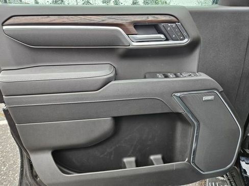 New 2026 GMC Sierra 1500 SLT w/ SLT Premium Plus Package AWD/4WD image 18
