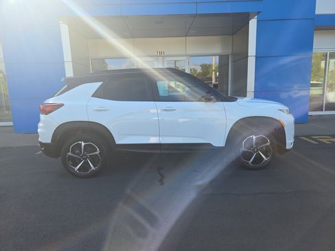 Certified 2021 Chevrolet TrailBlazer RS w/ Technology Package image 16