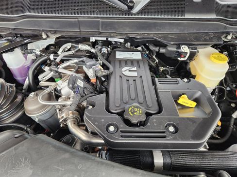 New 2026 RAM 3500 Limited image 24