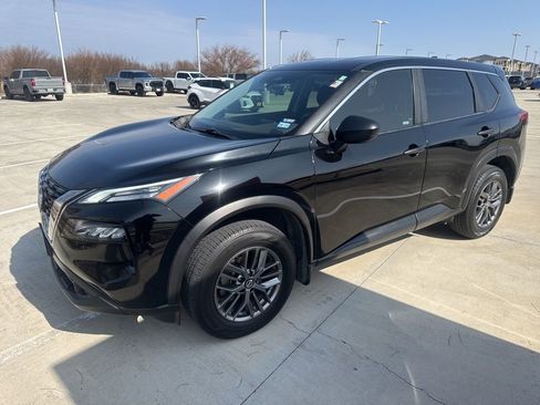 Used 2021 Nissan Rogue S image 7