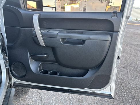 Used 2011 Chevrolet Silverado 3500 LT w/ Suspension Package, Off-Road image 23