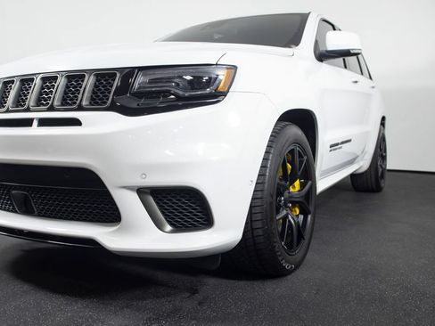 Used 2018 Jeep Grand Cherokee Trackhawk w/ Trailer Tow Group IV AWD/4WD image 26