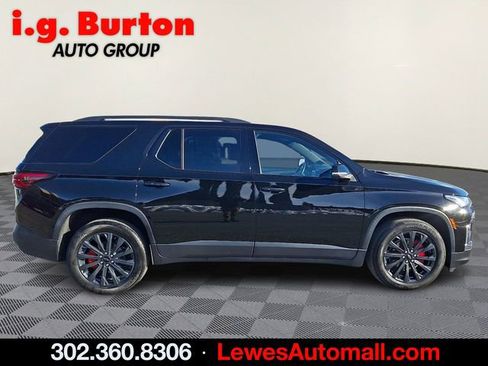 Used 2022 Chevrolet Traverse RS image 7
