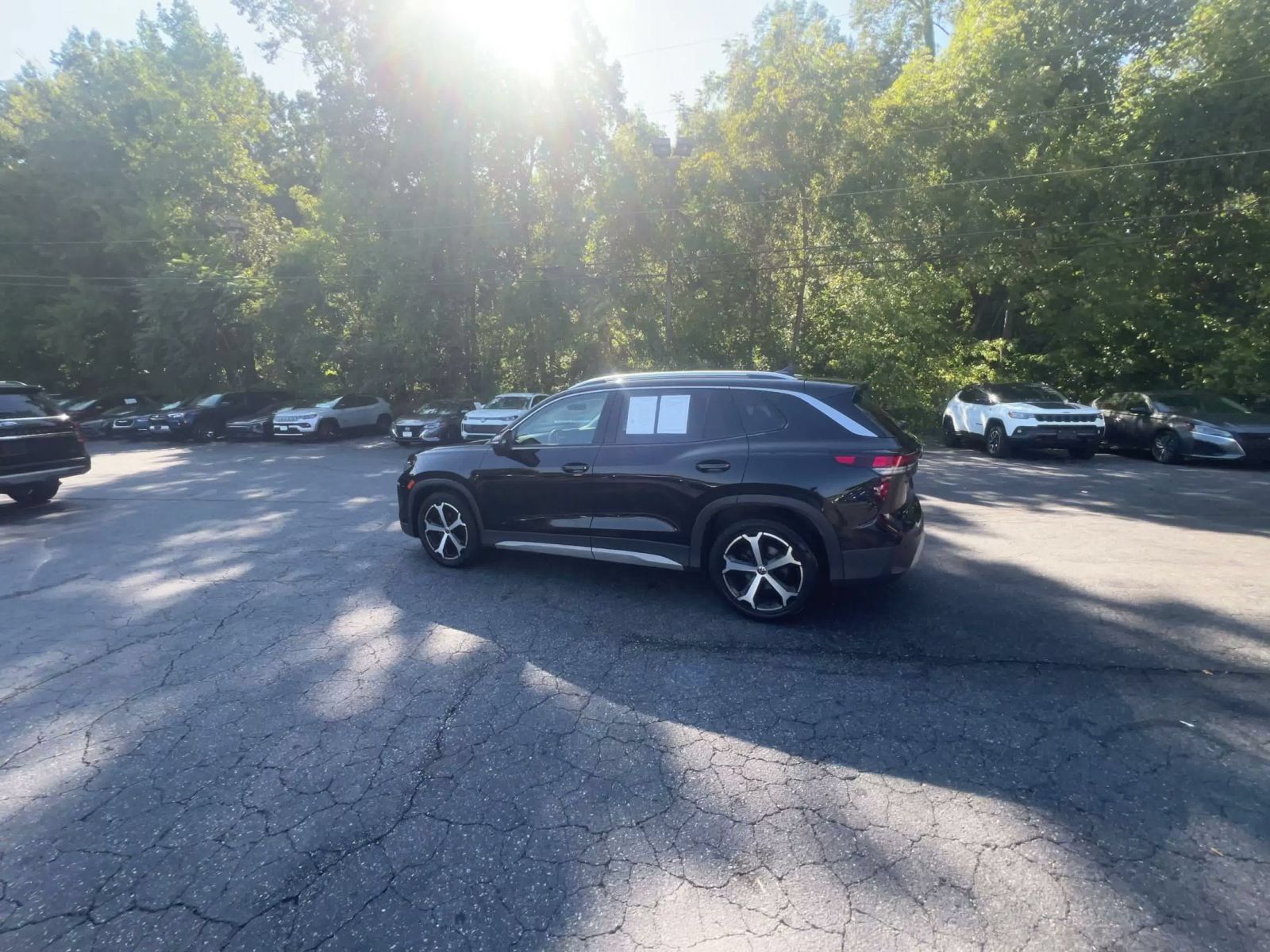 Used 2026 Volkswagen Tiguan SE FWD image 4