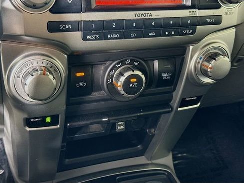 Used 2013 Toyota 4Runner SR5 image 14