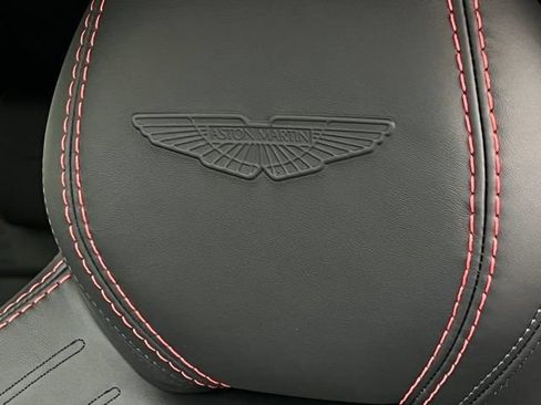 Used 2023 Aston Martin DBX AWD/4WD image 5