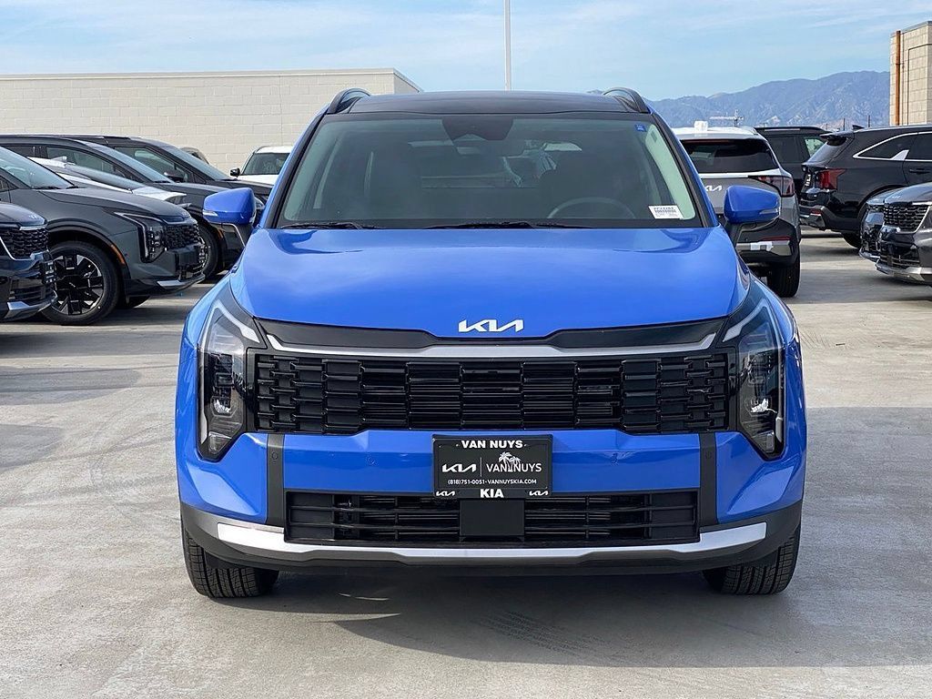 New 2026 Kia Sportage EX w/ EX Panorama Roof Package FWD image 9