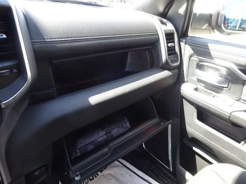 Used 2022 RAM 2500 Laramie AWD/4WD image 29