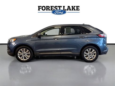 Used 2019 Ford Edge Titanium w/ Cold Weather Package image 4