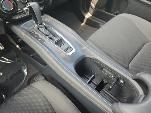 Used 2022 Honda HR-V Sport image 23