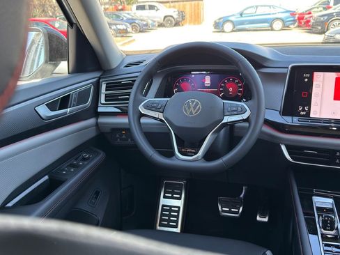 New 2026 Volkswagen Atlas Peak Edition AWD/4WD image 26