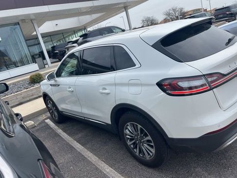 Used 2023 Lincoln Nautilus AWD image 4