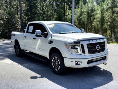 Used 2019 Nissan Titan PRO-4X w/ Pro-4x Convenience Package