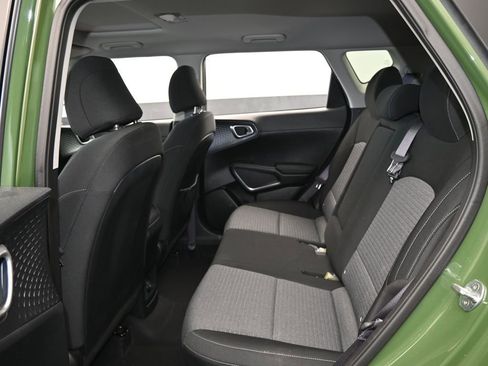 Used 2022 Kia Soul EX image 34