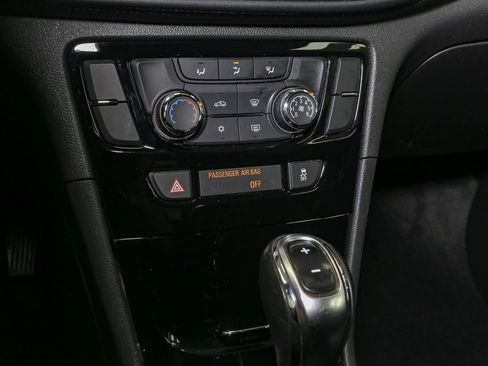 Used 2018 Buick Encore Preferred FWD image 31