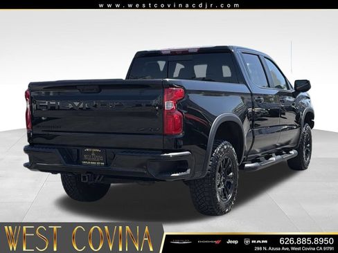 Used 2023 Chevrolet Silverado 1500 ZR2 w/ Technology Package AWD/4WD image 10