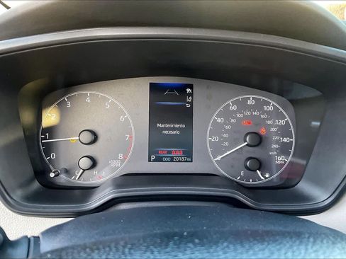 Used 2025 Toyota Corolla LE image 23