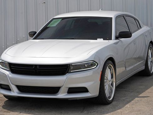 Used 2023 Dodge Charger SXT RWD image 42