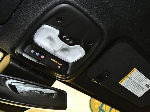 Used 2024 Chevrolet Colorado Z71 w/ LPO, Dark Essentials Package image 29