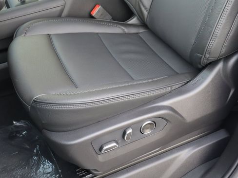 New 2026 GMC Sierra 2500 Denali w/ Denali Reserve Package image 14