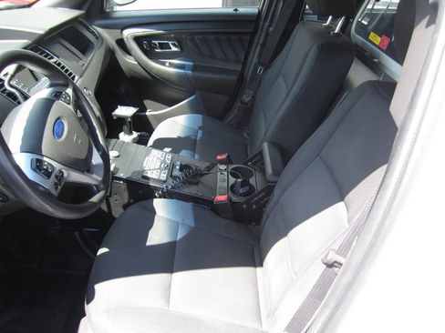 Used 2019 Ford Taurus Police Interceptor AWD image 7