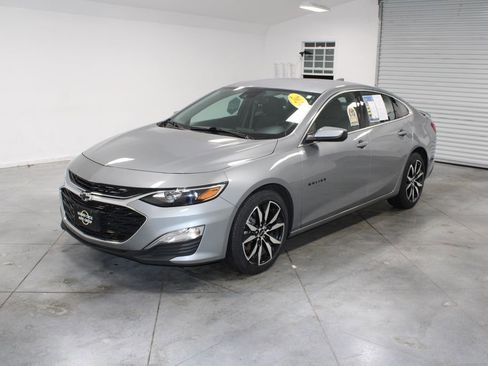 Used 2024 Chevrolet Malibu RS image 4