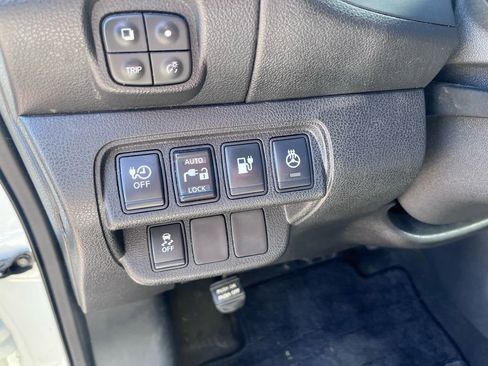 Used 2013 Nissan Leaf S w/ Charger Pkg image 15