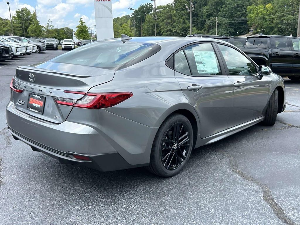 New 2026 Toyota Camry SE w/ Convenience Package FWD image 3