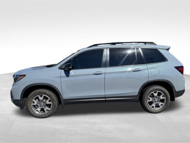 Used 2023 Honda Passport TrailSport image 4