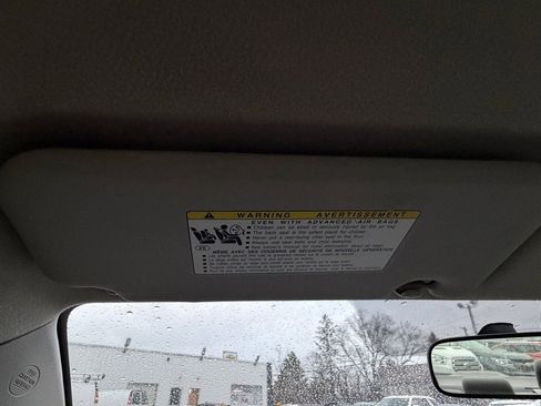 Used 2013 Toyota Corolla image 43