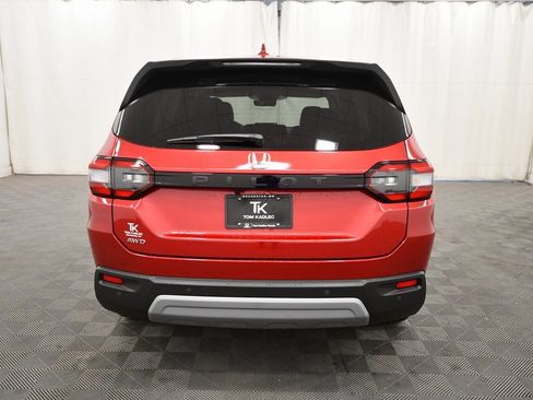New 2025 Honda Pilot EX-L image 6