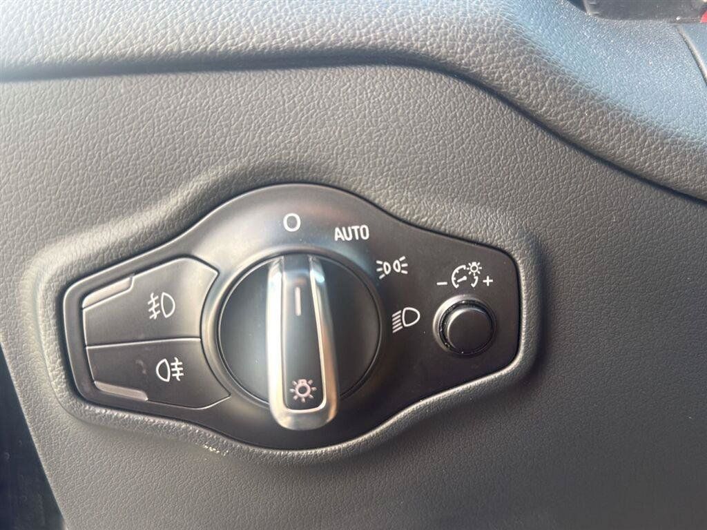Used 2014 Audi Q5 2.0T Premium Plus w/ Premium Plus Package AWD/4WD image 17
