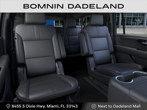 New 2026 Chevrolet Suburban RST RWD image 17